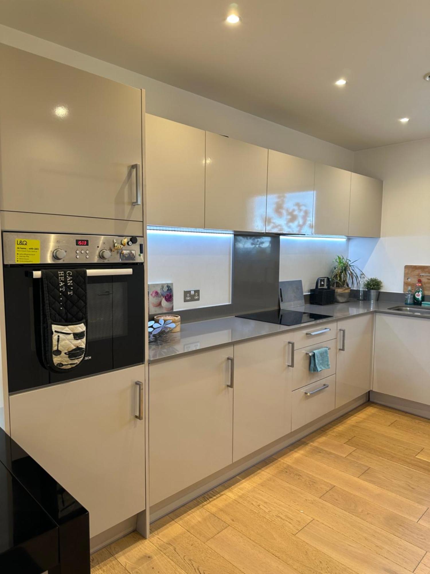 Luxury 3 Bedroom Flat In Stratford, London Exterior photo